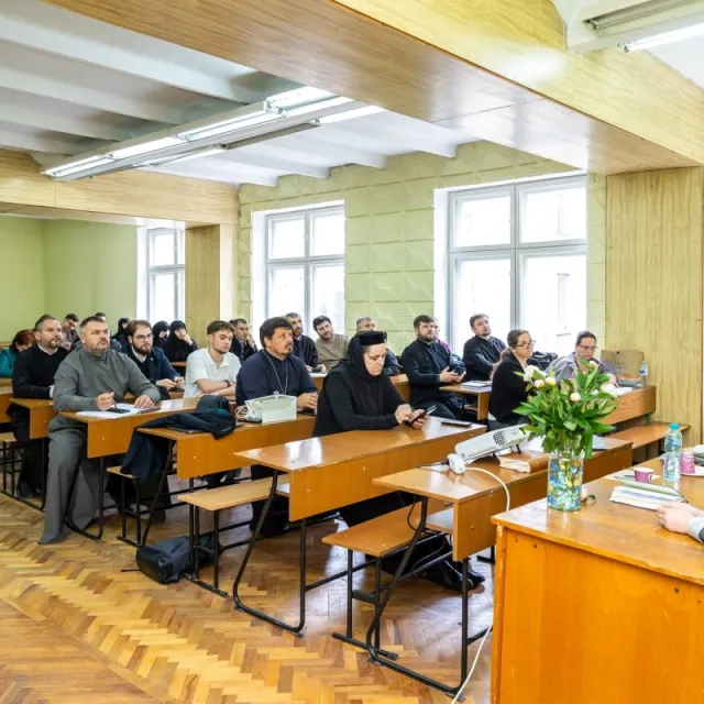 Conferință pe tema adicțiilor la Chișinău