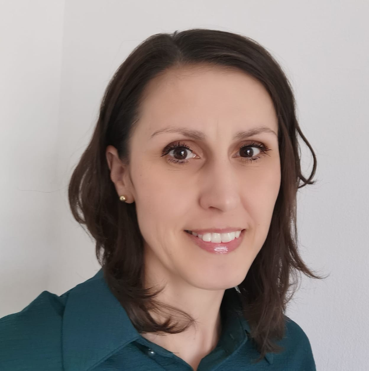 Ana-Maria Vechiu